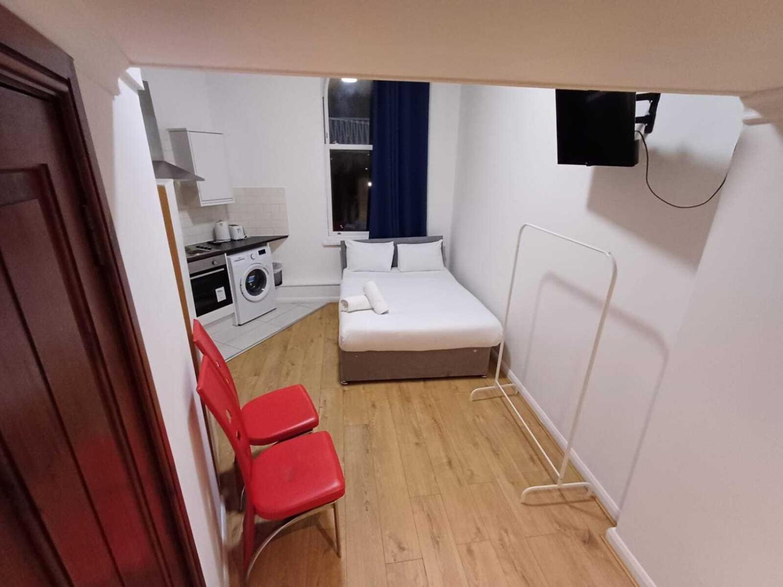 Modern Studios Queenspark Лондон Стая снимка