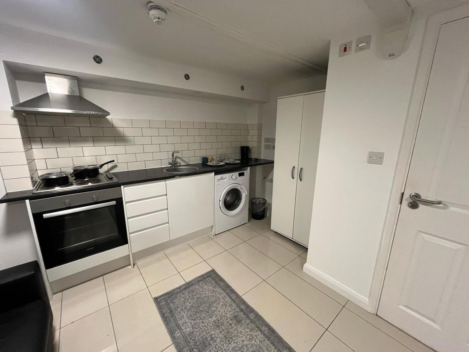 Modern Studios Queenspark Лондон Стая снимка
