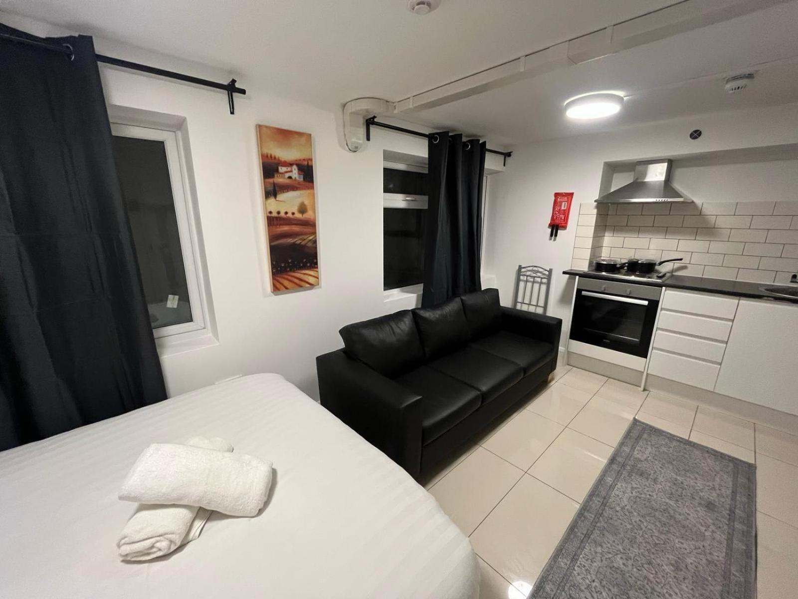 Modern Studios Queenspark Лондон Стая снимка