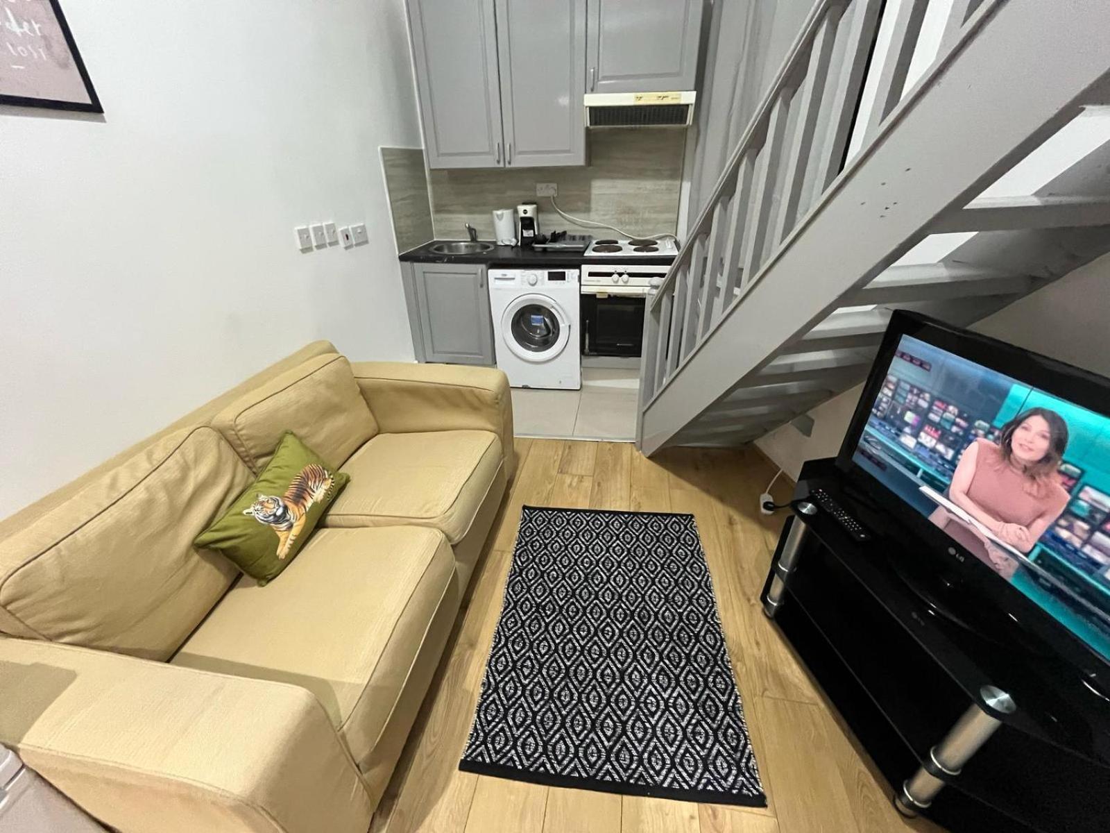 Modern Studios Queenspark Лондон Стая снимка